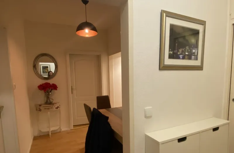 Exklusiv möblierte 4-Zimmer-Wohnung mit Balkon in Berlin-Dahlem — photo 1